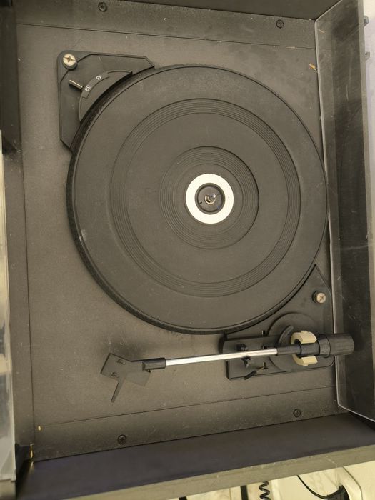 Schneider TEAM24 combina cu amplificator pick-up radio casetofon