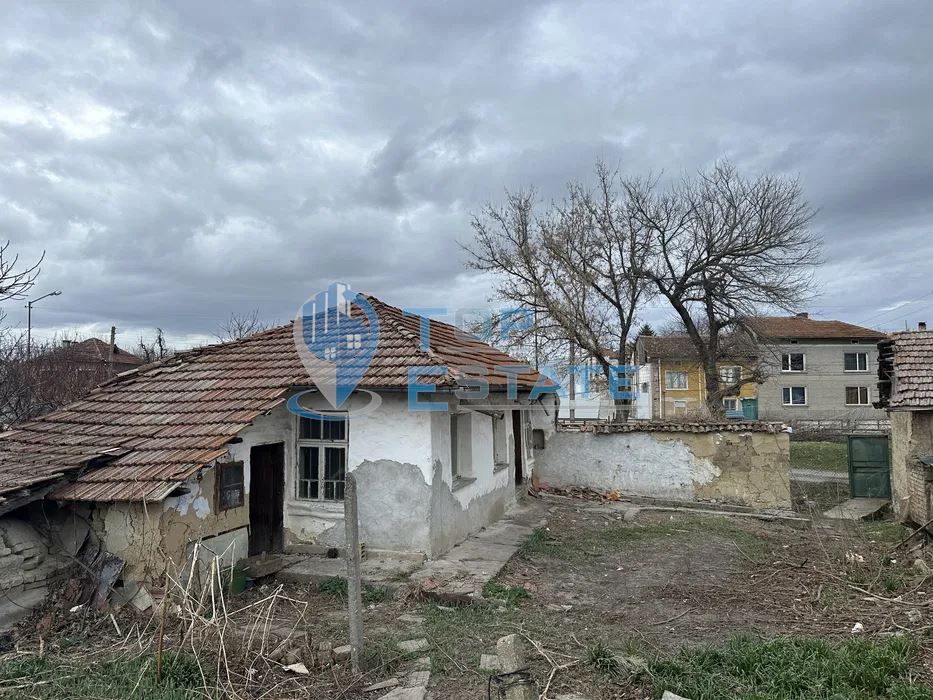 Продава се Къща в с. Поликраище, Област Велико Търново - 50 кв.м за 439 €/кв.м - Снимка #2