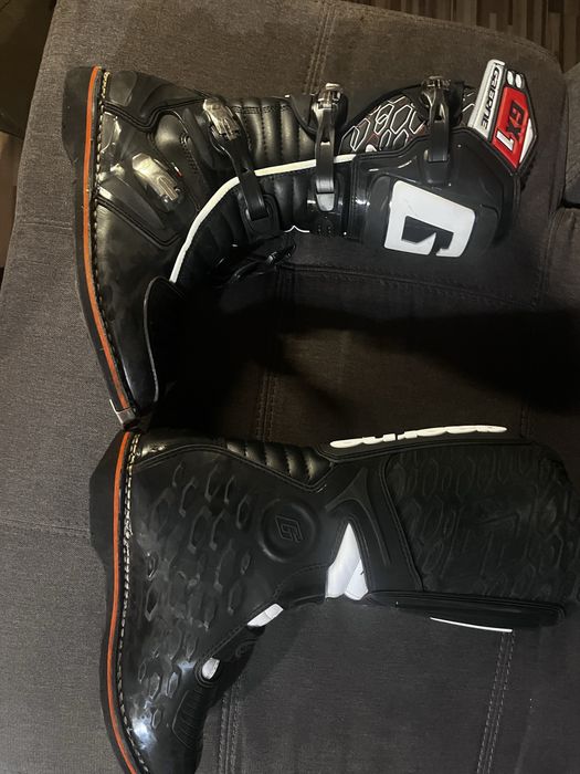 Обувки за мото крос