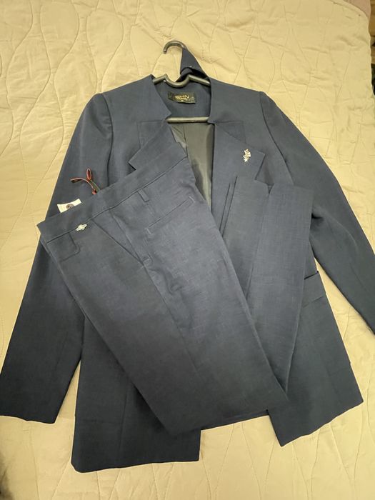 Разбор гардероба, платья и костюмы