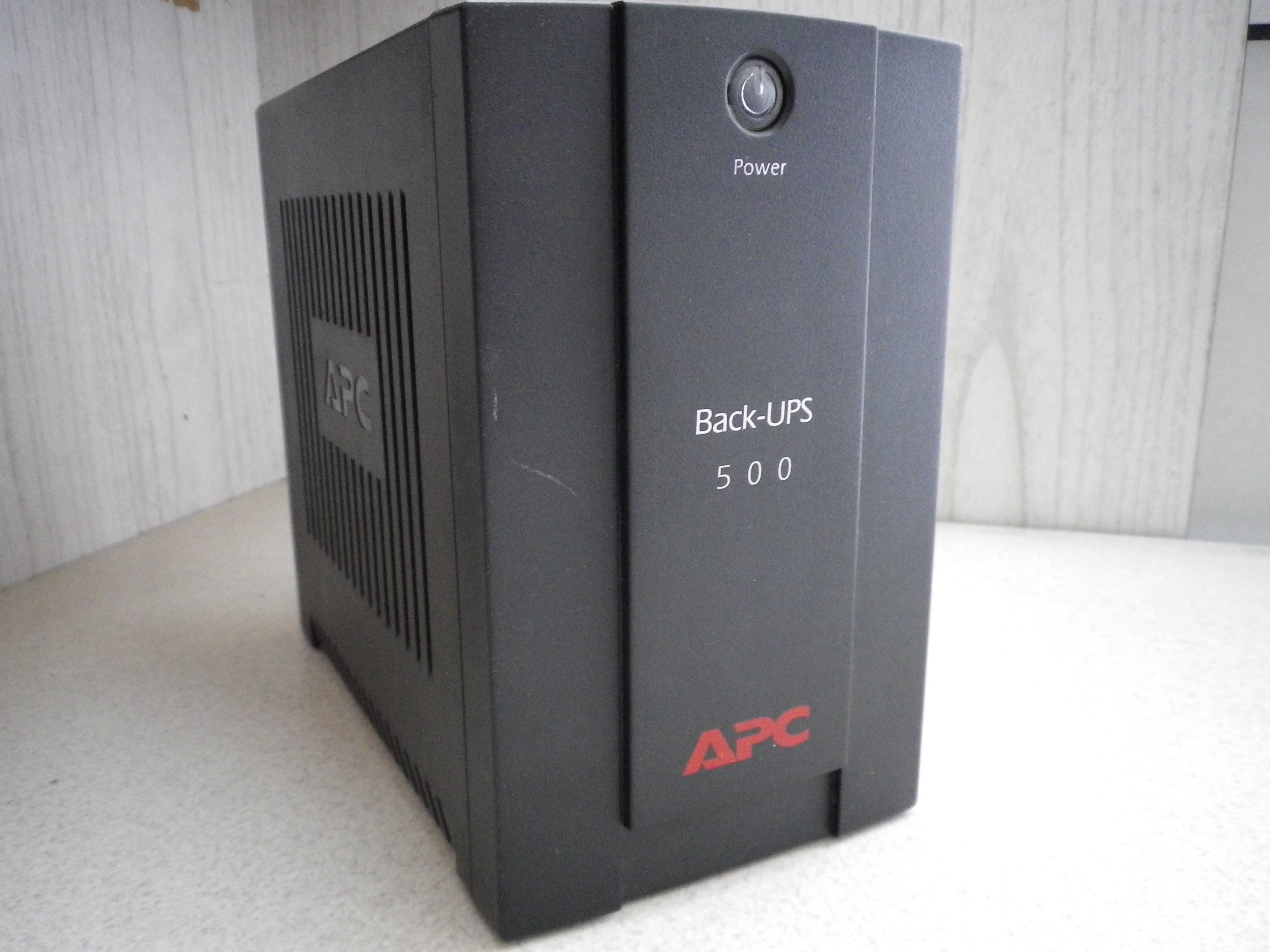 Качествен UPS APC BX500CI