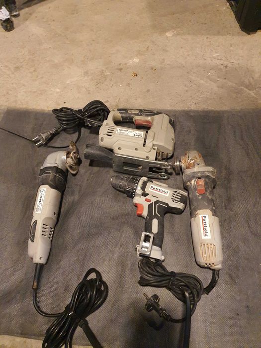 Scule electrice pattfield