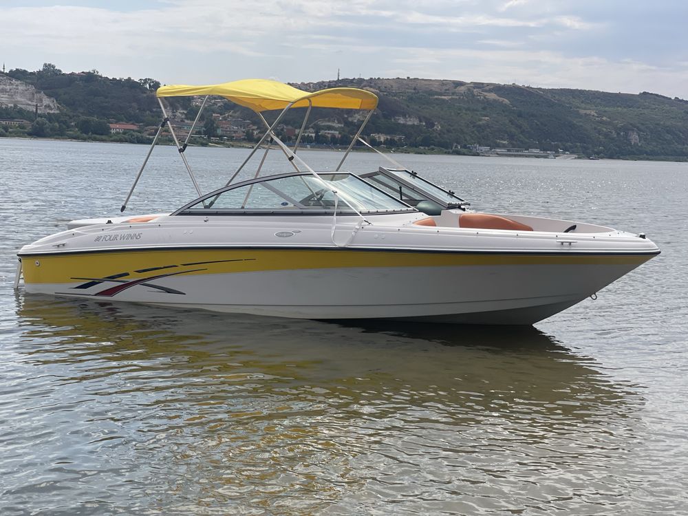 Vand barca FourWins180