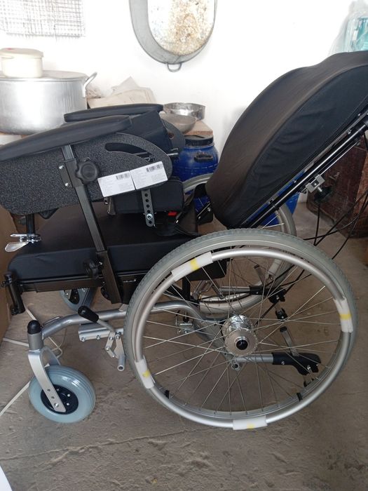 Коляска инвалидная