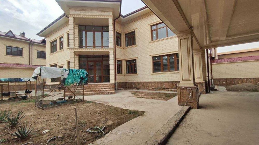 Срочно продам участок 7 соток на центр Луначарском