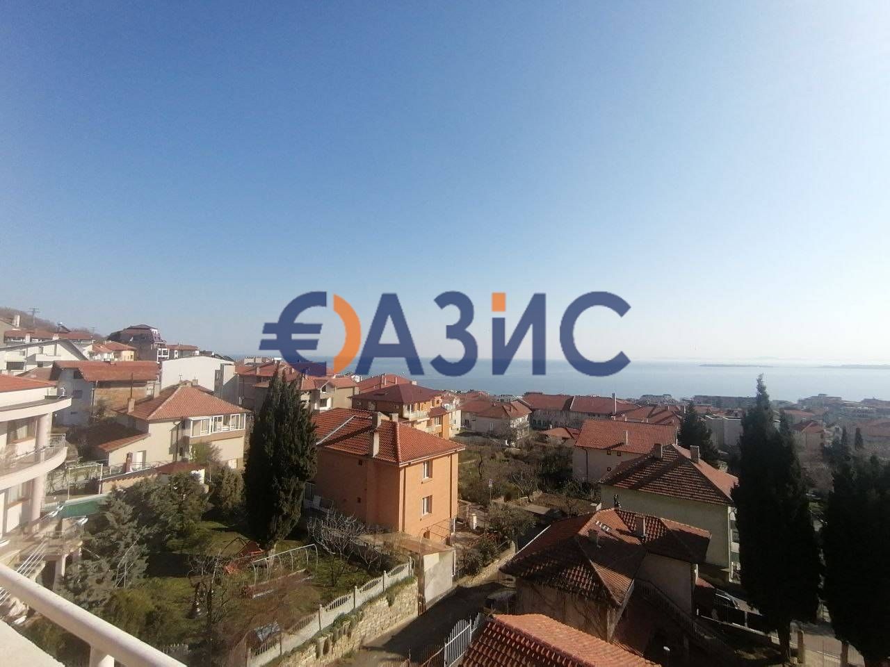 Спешна продажба-499 евро / кв. м.!Къща 6-етажна 800 кв. м. с изглед