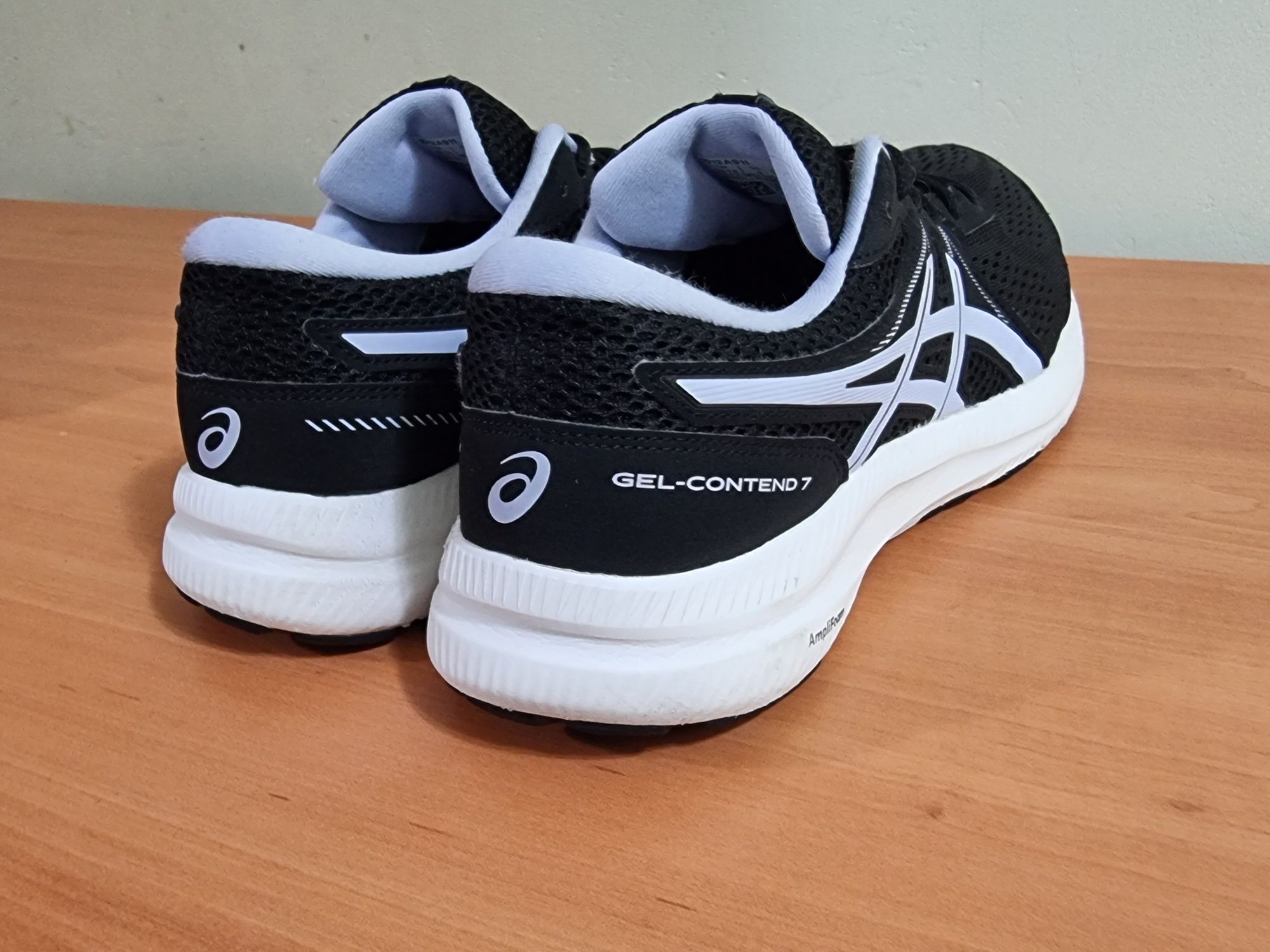 ASICS Gel-Contend 7 спортни обувки 40,5 номер