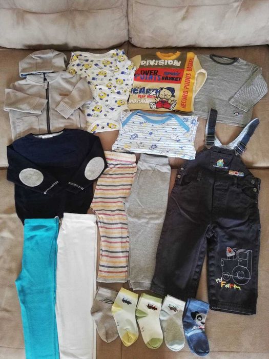 ГОЛЯМ ЛОТ  детски дрехи 80 см. 17 части