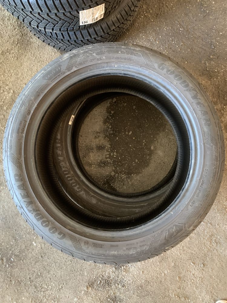 245/45/19  Goodyear dot 2019