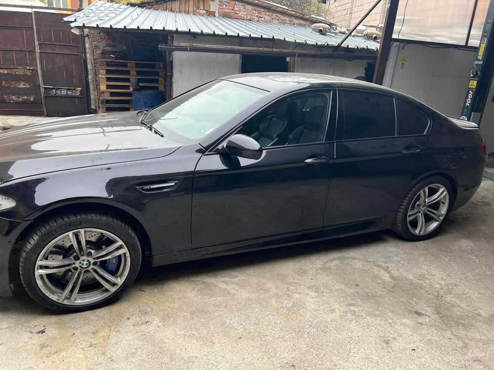 BMW F10 M5 2012г. На Части