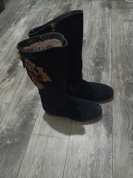 Сапоги натуральный мех и замша-38 размер.Зима.