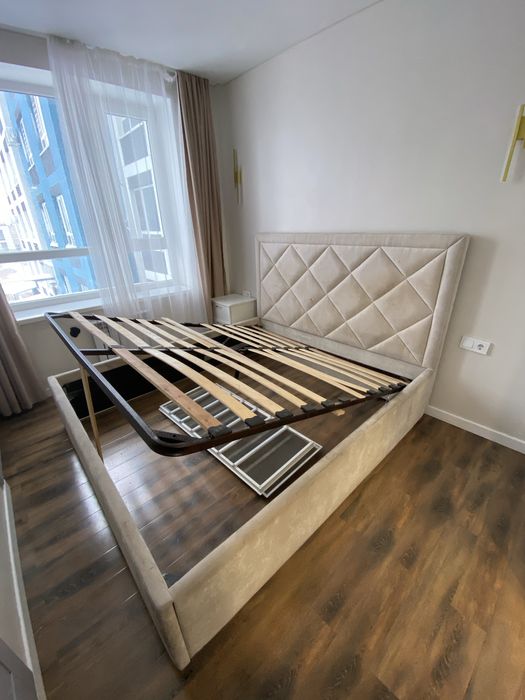 Продается Кровать б/у