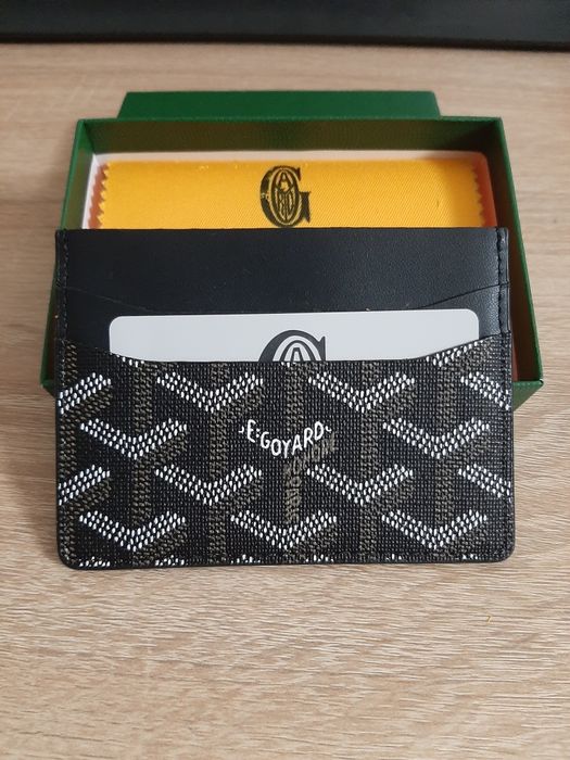 Продам картхолдер goyard чёрного цвета