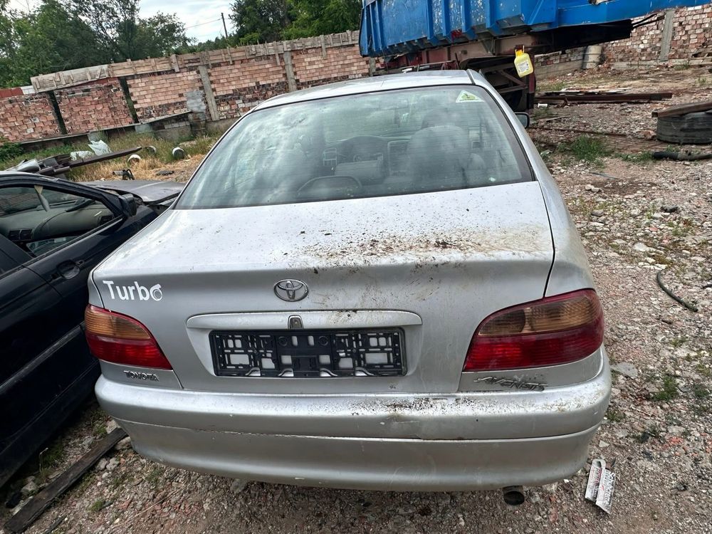 На части Toyota Avensis 2.0D D-4D