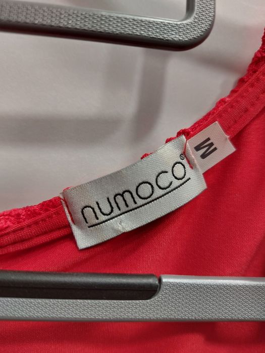 Червена официална рокля,М