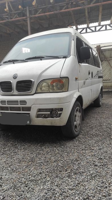 Dongfeng yengil vagon