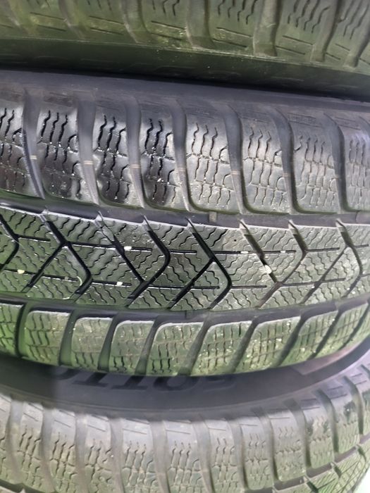 4 бр зимни 205/60/16 Pirelli
