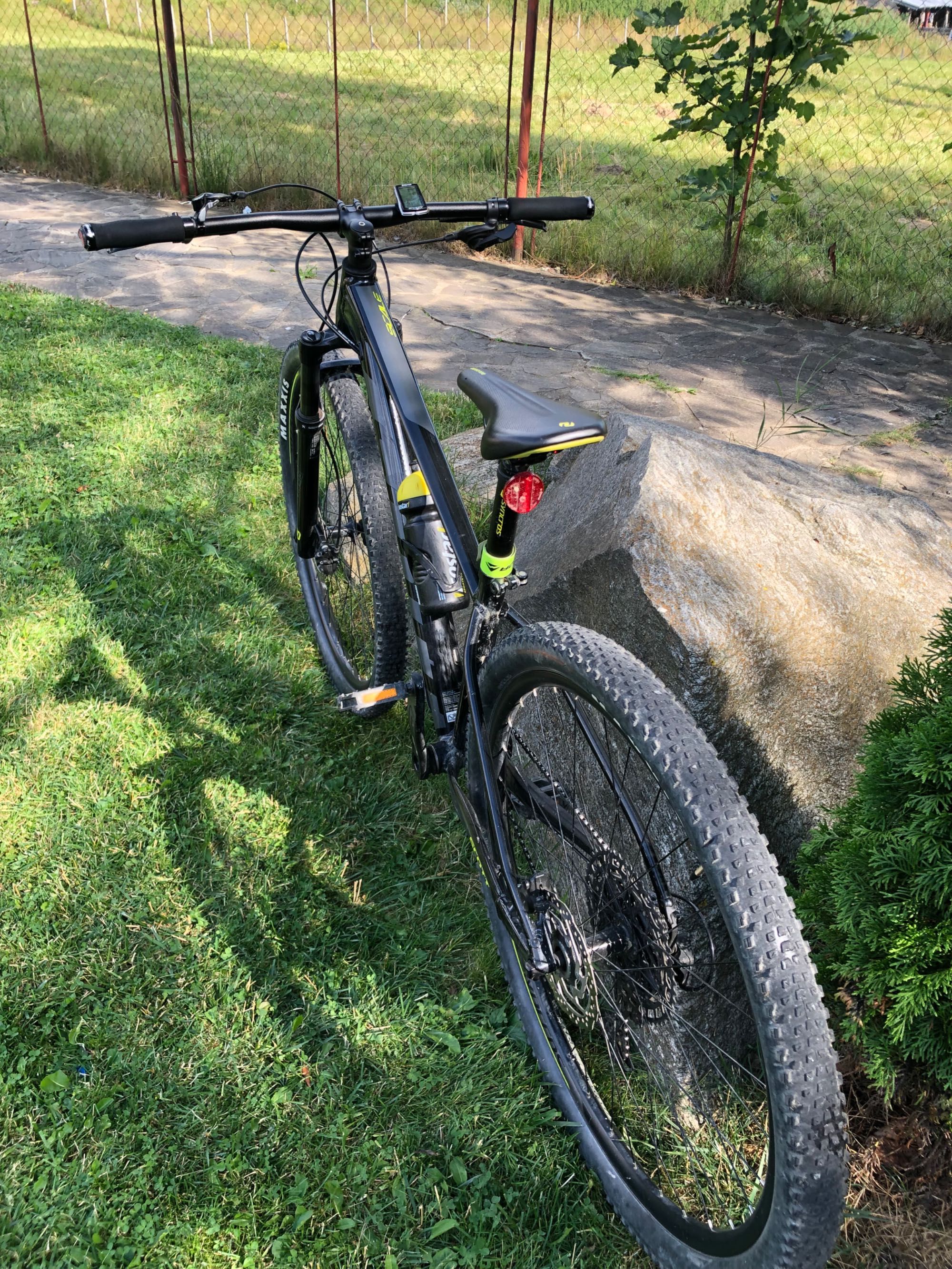 Bicicleta hard-tail scott scale 970