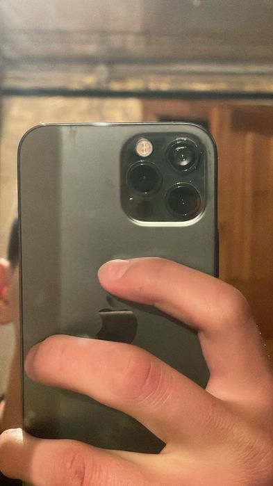 Iphone 12 pro.   Айфон 12 про