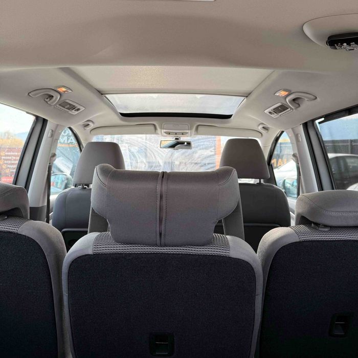 VW Sharan 2.0 diesel 06.2011 /7 Locuri