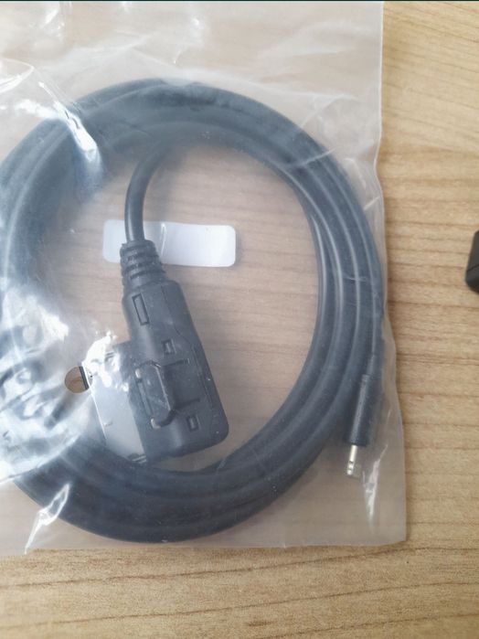 Cablu aux media adaptor jack tata mama iphone apple AMI MMI 2G 3G Plus