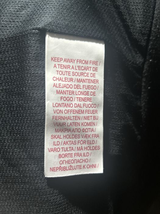 Vand geaca nike de fas