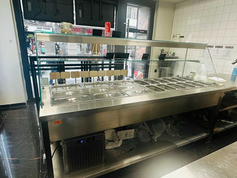 Цялостно оборудване на кулинарен/търговски обект