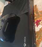 Vând Xbox oane s jocuri