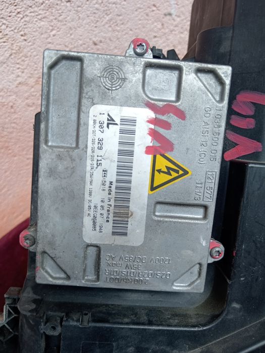 Far dreapta bixenon audi a3 8p