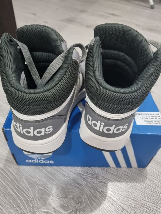 Vând ghete adidas originale copii