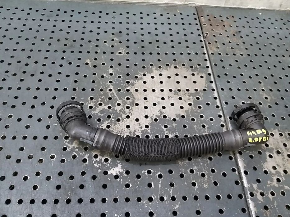 Furtun tub aer 2.0 tdi audi a4 b9 8w 04l103493f