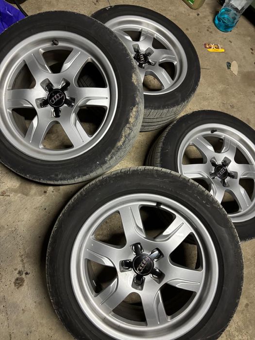 Vand /schimb jante R17 originale audi a4b8.5 butuc de 66.6