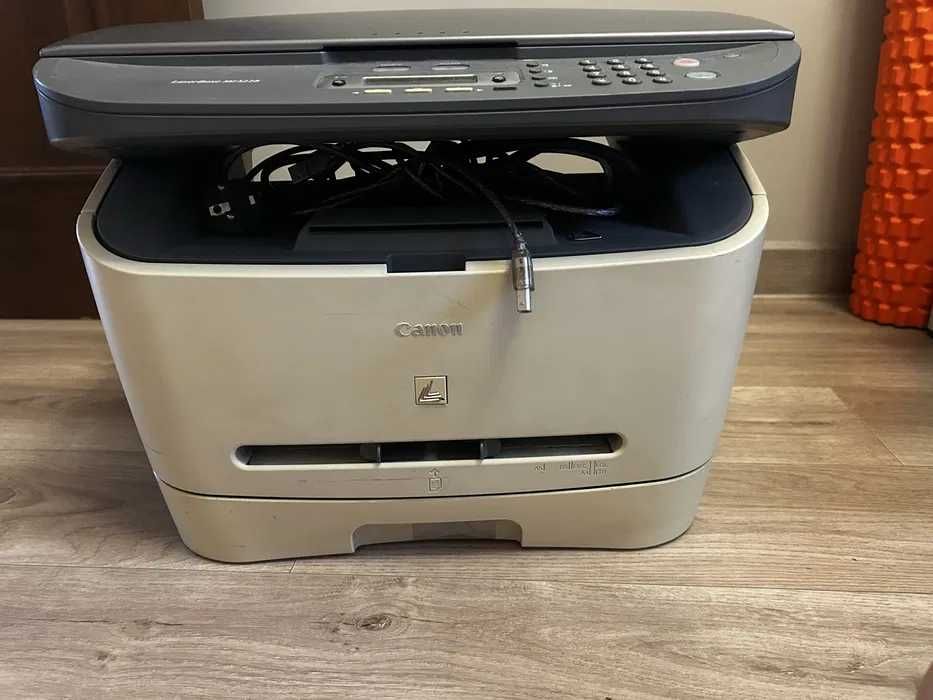 Продам принтер Canon MF 3228