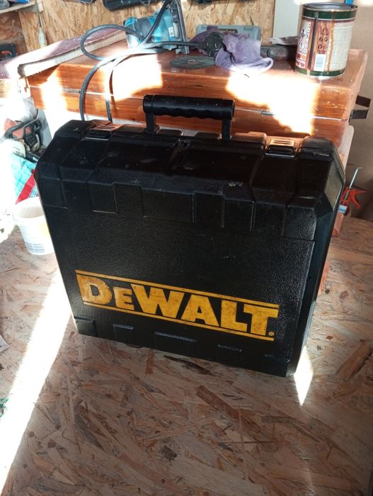 Vând circular + rotopercutor cu acumulator dewalt 24v