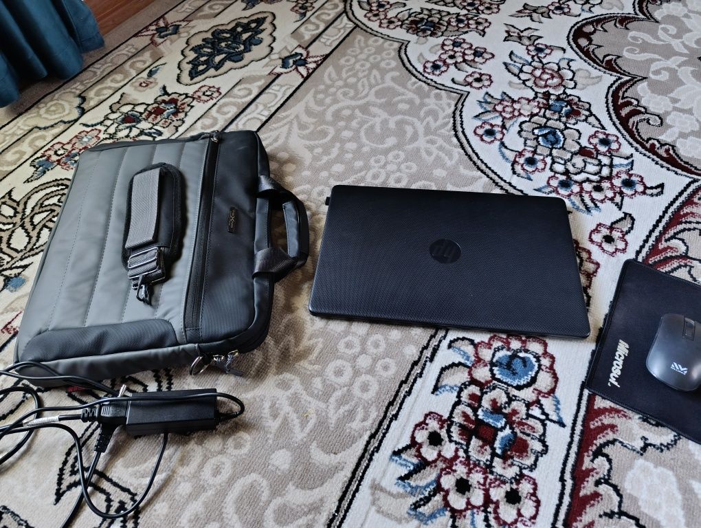 Noutbuk HP 15sxxx