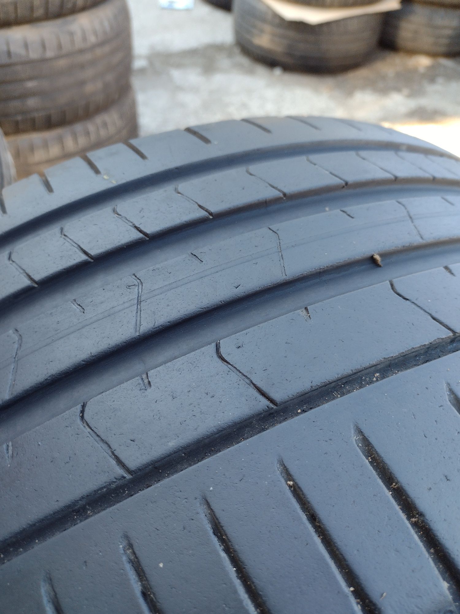Перфектни 2бр.255/35/21 Pirelli dot0522