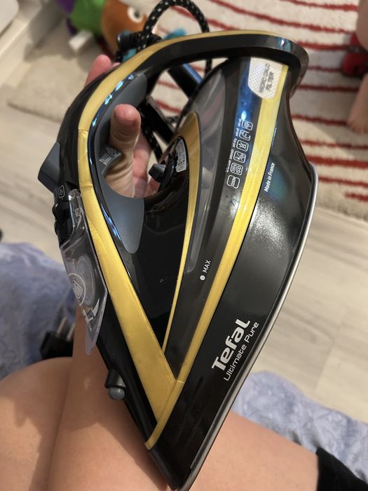 Fier de calcat Tefal Ultimate Pure 3200W-nou, fara ambalaj original