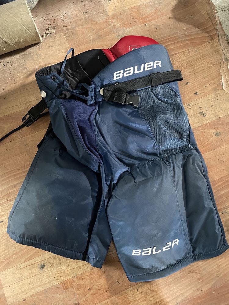 продам хоккейную экипировку Bauer