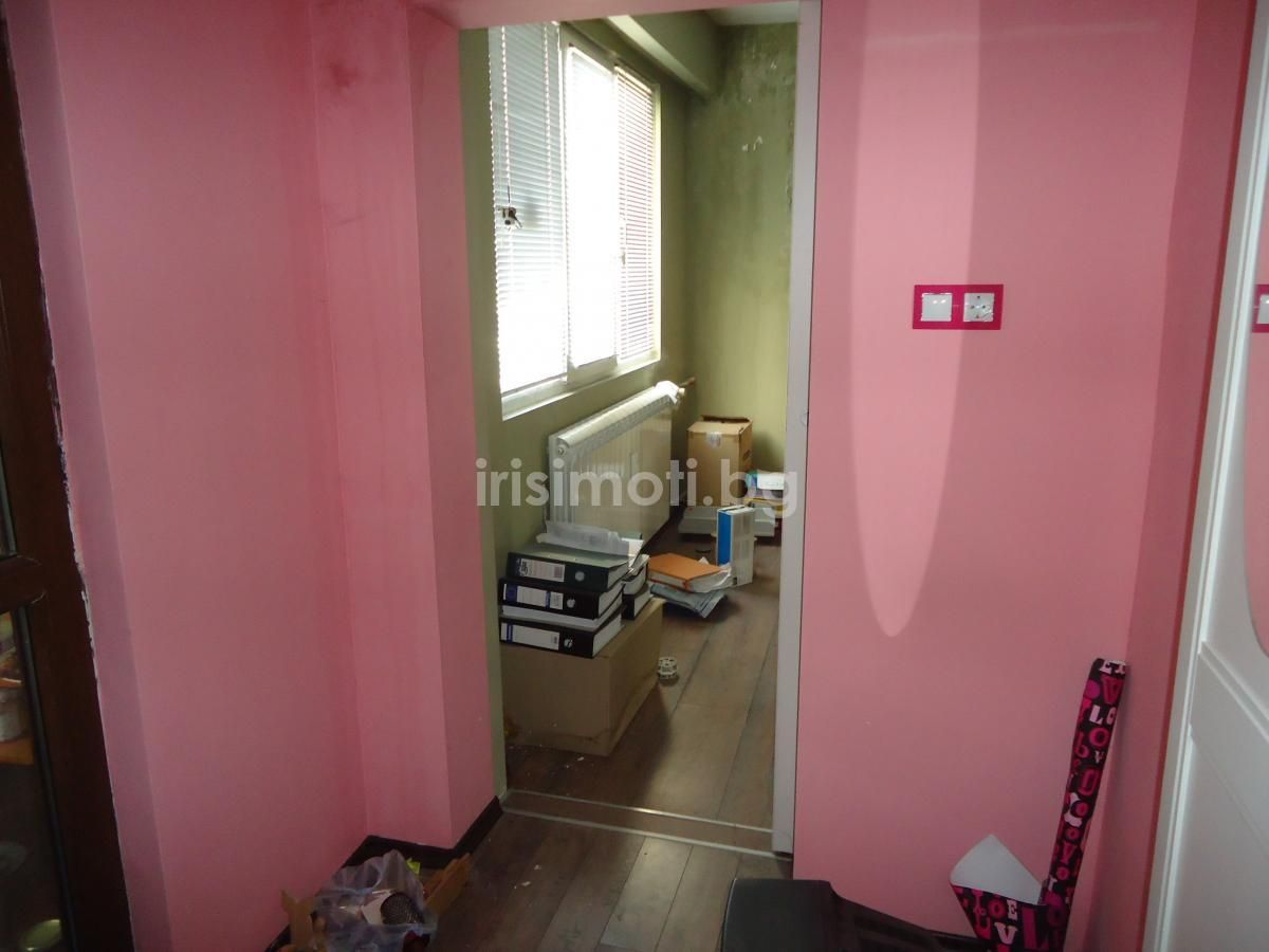 Продава се Двустаен апартамент в София, Свобода - 60 кв.м за 1750 €/кв.м - Снимка #10
