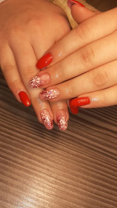 Unghii gel 90 lei (manichiura -pedichiura )