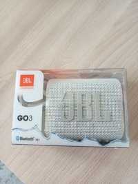 Продам новую колонку JBL go3 цвет белый