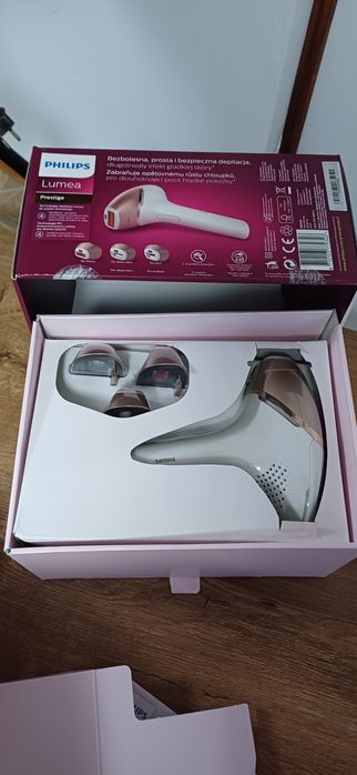Vand/schimb Epilator Philips Lumea Prestige BRI956