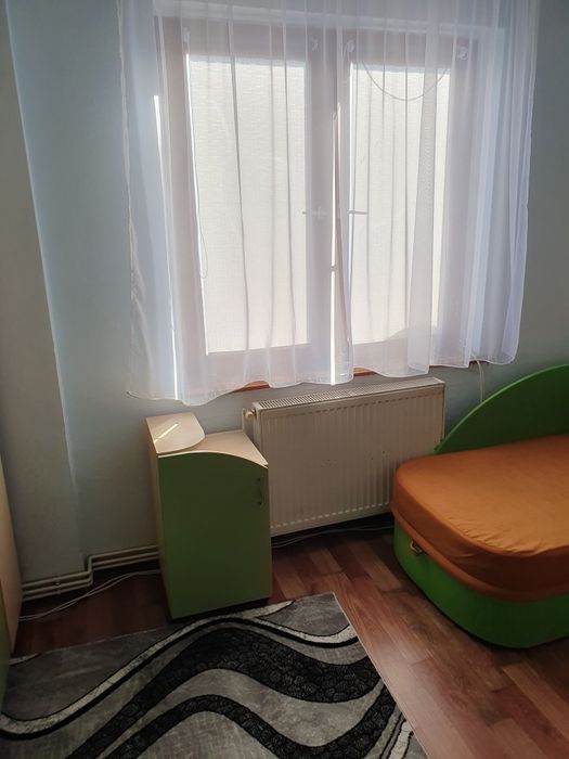 Mobilă copii cu paturi de o persoana