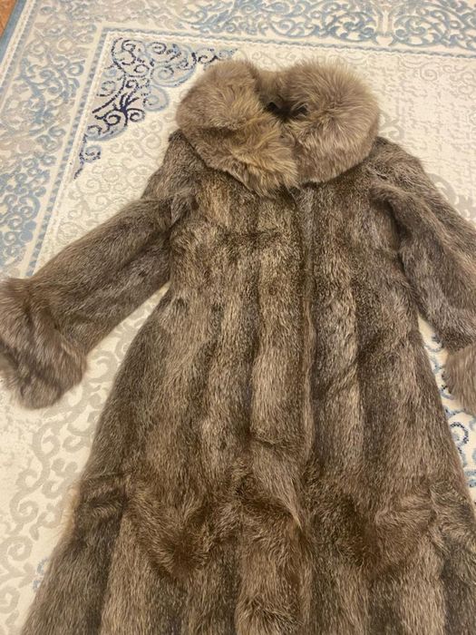 Продам нутриевую шубу