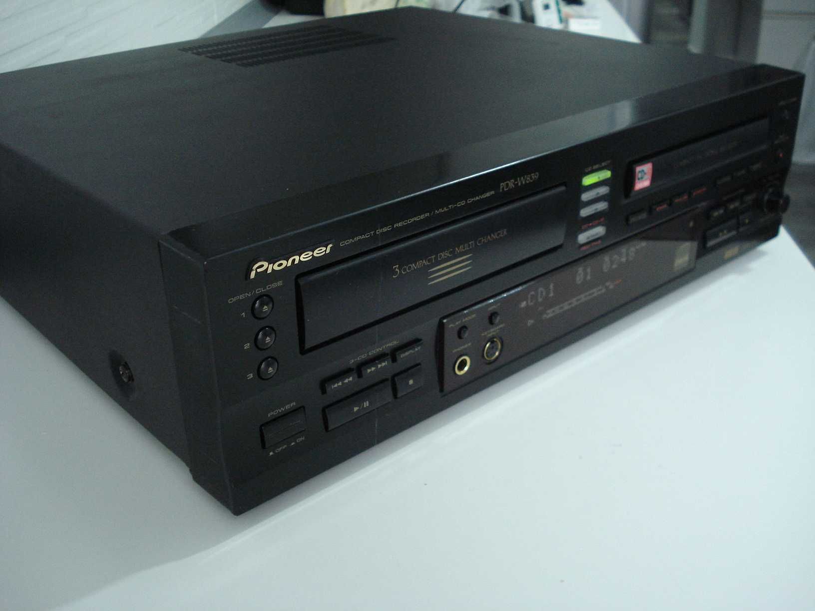 Dublu CD Recorder PIONEER PDR-W839