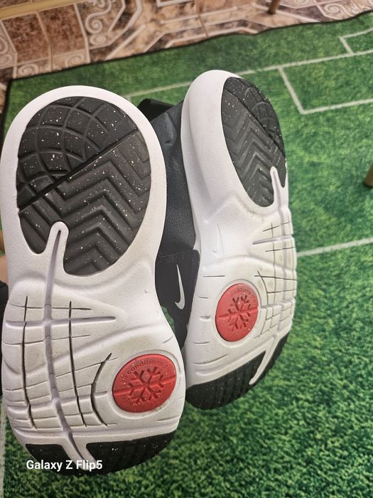 Детски ботуше Nike