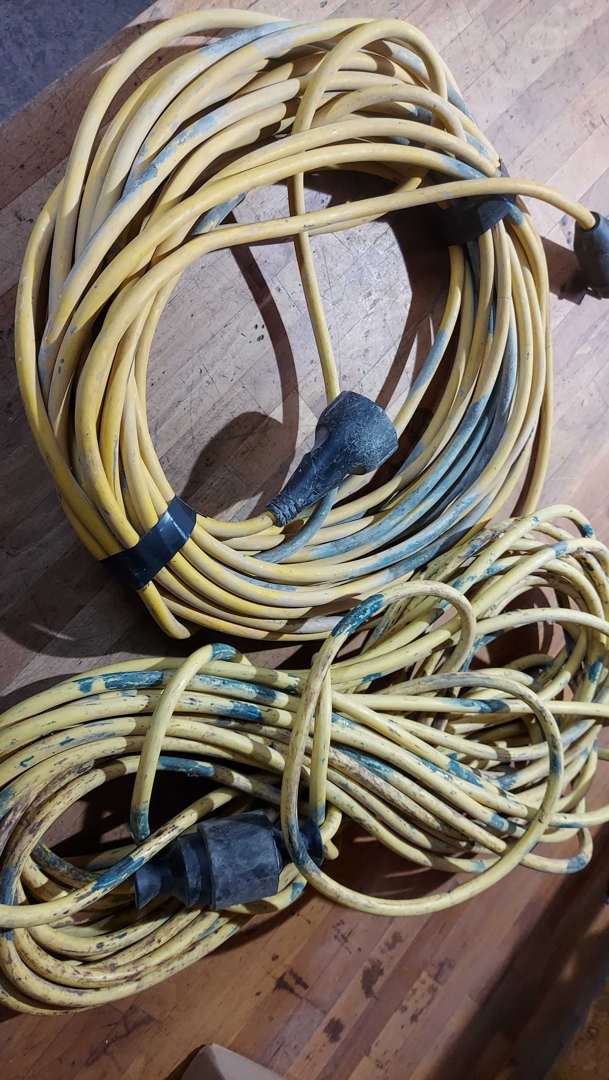 prelungitor cablu  25m 220v