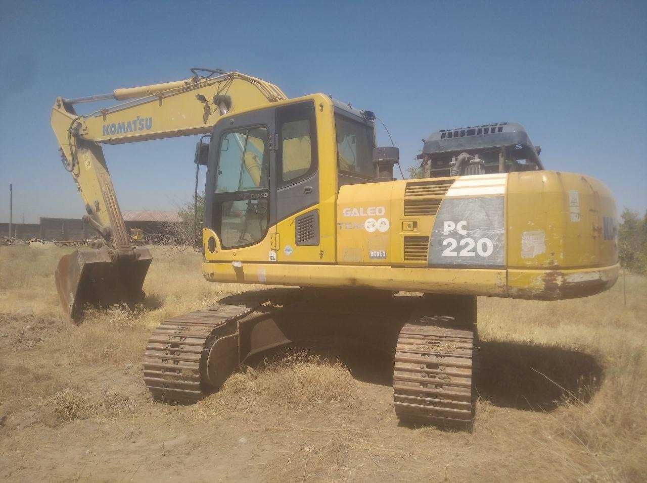 Екскаватор PC-220-8