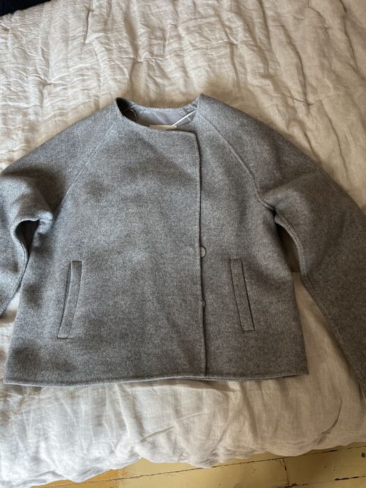 Дамско яке , сако сиво с интересна кройка