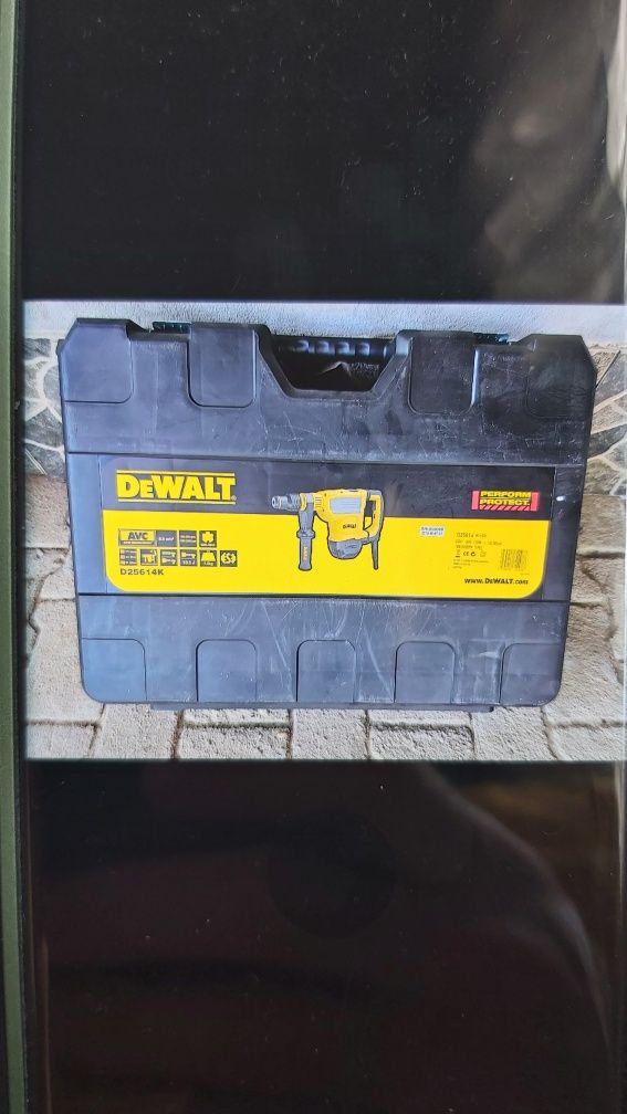 Ciocan Rotopercutor Dewalt model D25615k